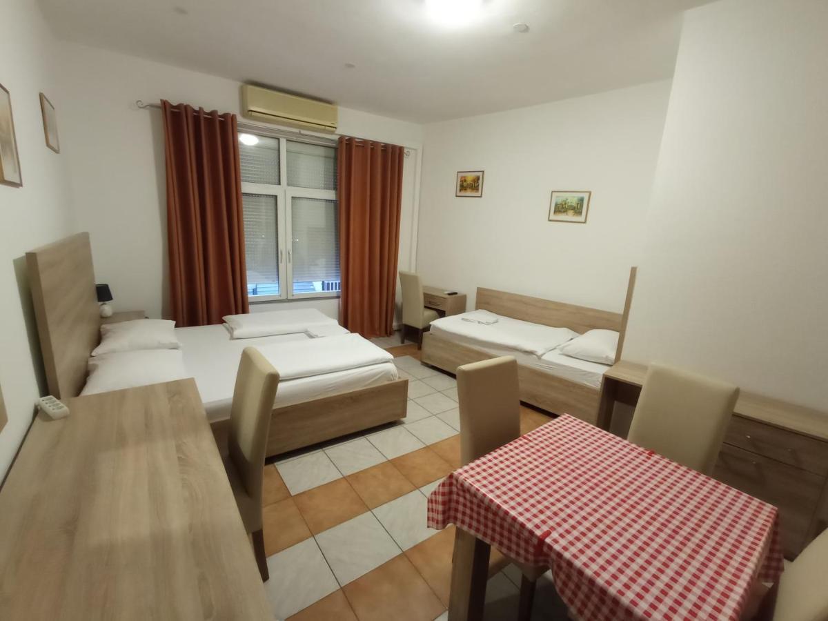 Lovely Home City Central Mostar Bagian luar foto